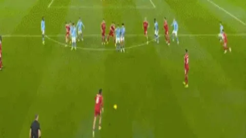 锁定印尼超精彩对决！帕尔斯巴亚VS德瓦FC，11胜8负激战解析，谁能问鼎巅峰？