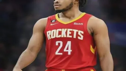 红魔止步五连胜，蓝军错失绝杀良机！英超战局风云再起，热刺意外跌至第16名，悬念重生！